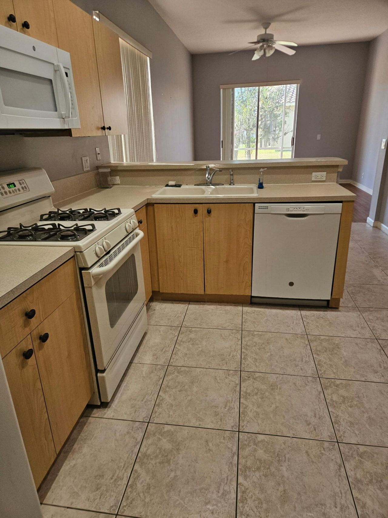 406 Springview Loop, Port Saint Lucie, FL 34986 Photo