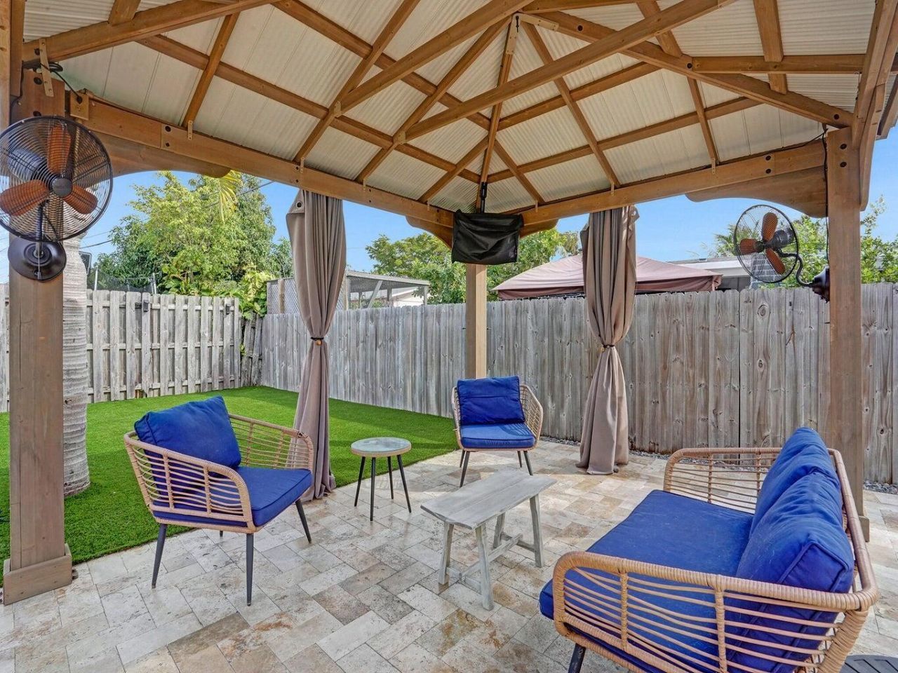 2750 NE 10th Avenue, Pompano Beach, FL 33064 Photo