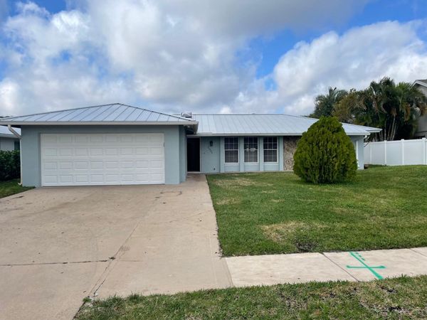 2601 W Carandis Road, West Palm Beach, FL 33406