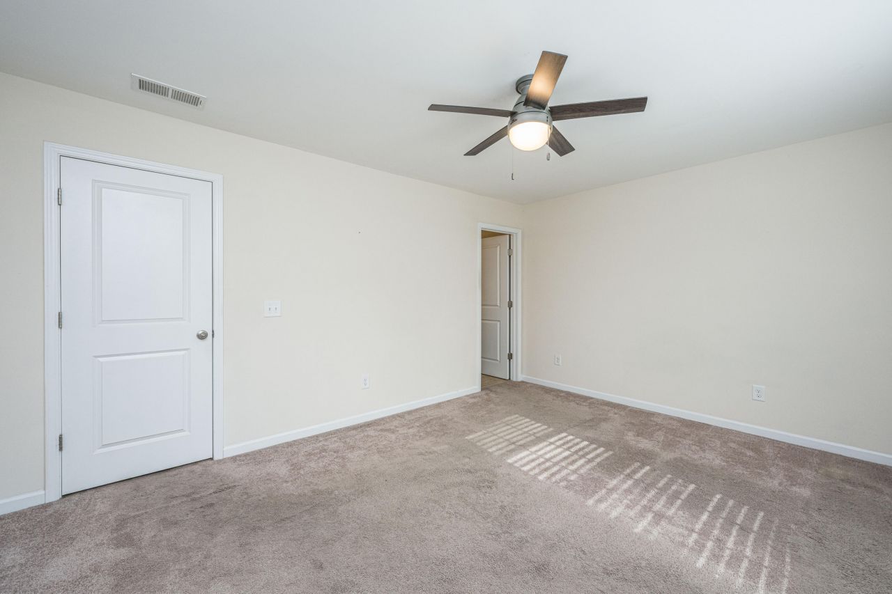 1076 Lexi Court Photo 19