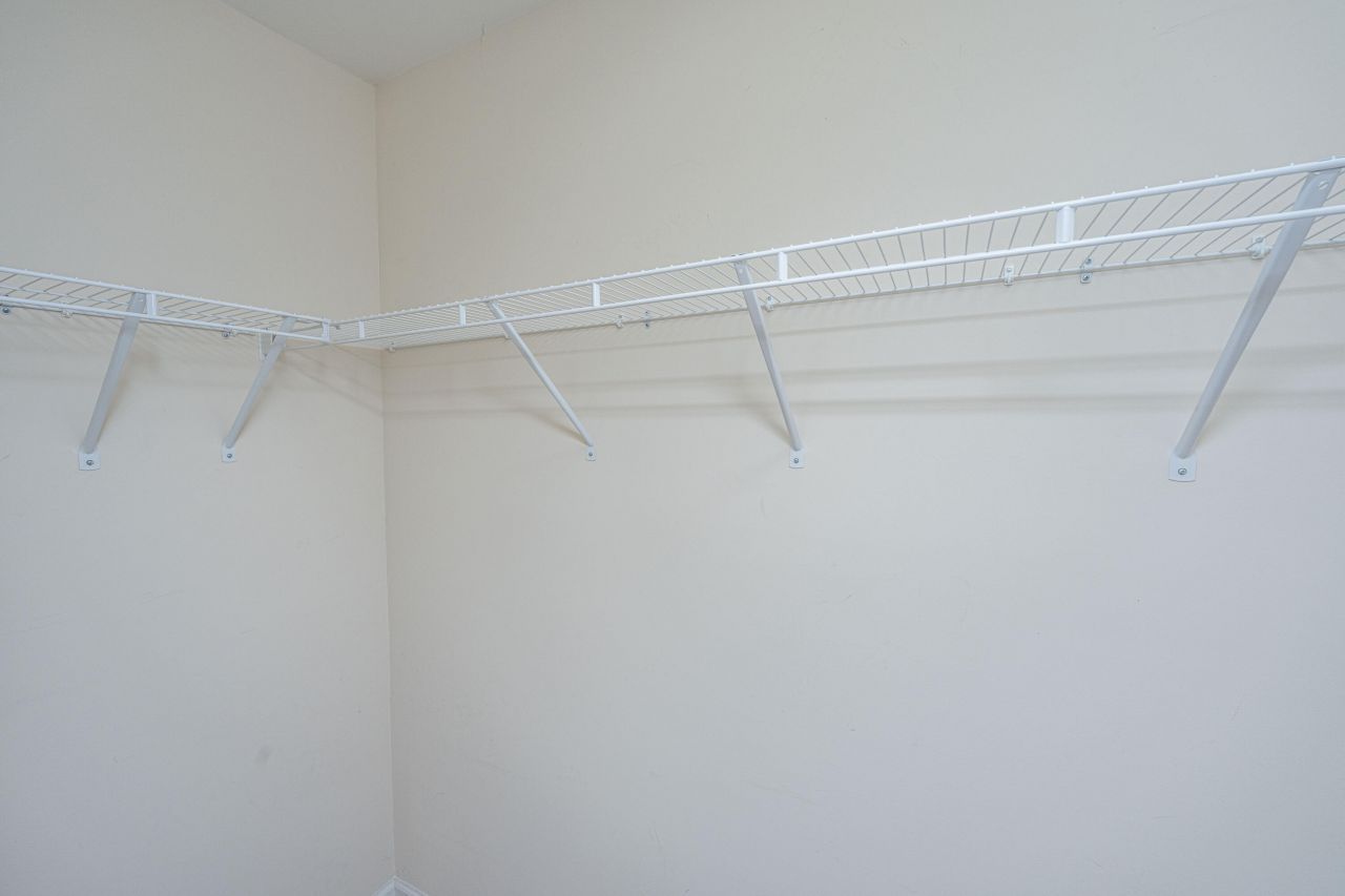 1076 Lexi Court Photo 20