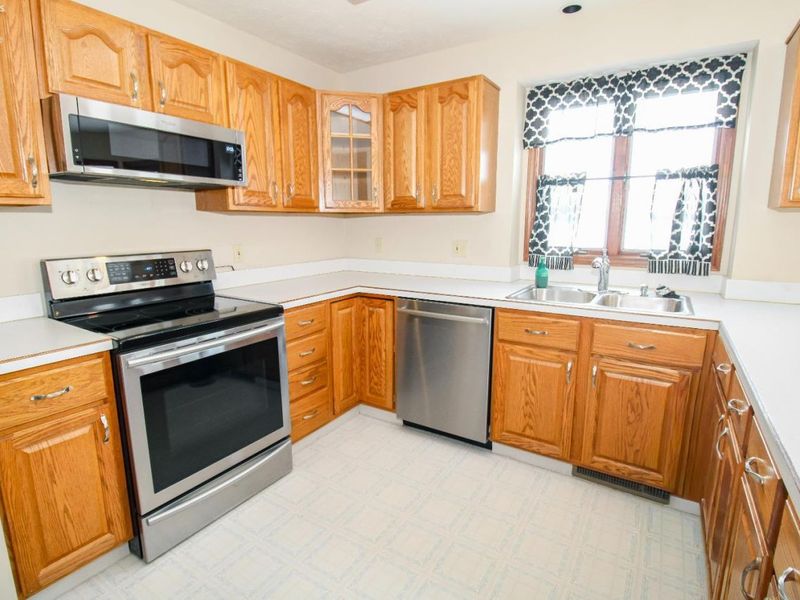 23 Stony Brook Lane, Wakeman, OH 44889 Photo 11