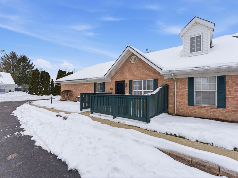 1001 Kingsbury Court, Newark, OH 43055 Photo 2