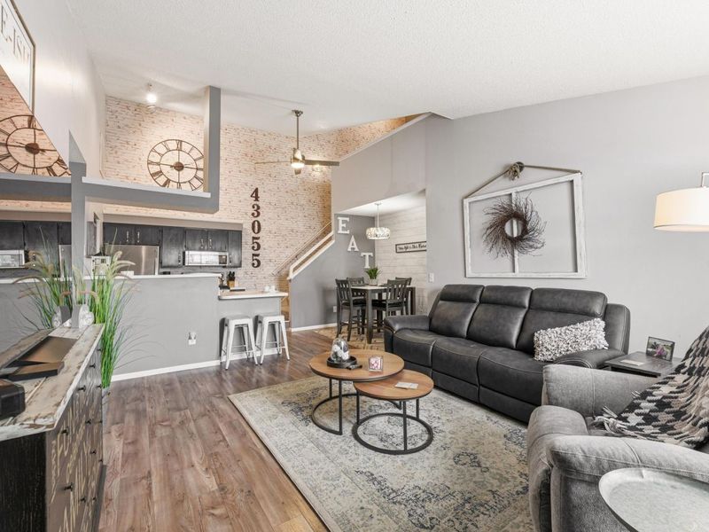 1001 Kingsbury Court, Newark, OH 43055 Photo 4