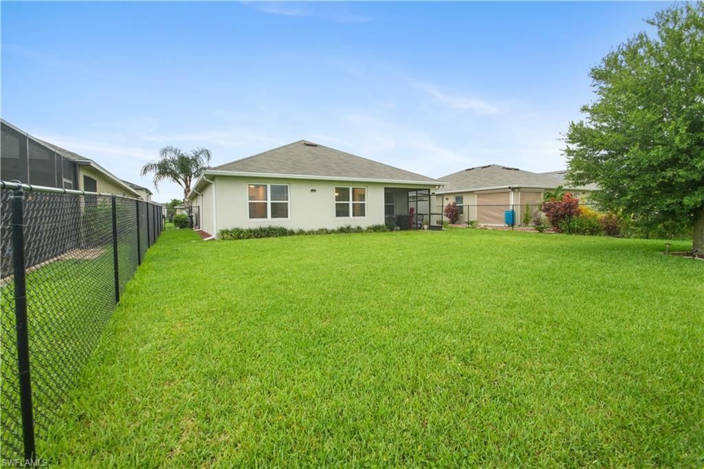 19420 Mossy Ledge Ter, Lehigh Acres, FL 33936 Photo