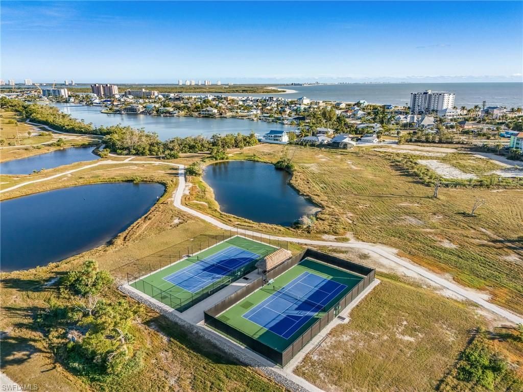 4198 Bay Beach Ln, Unit 174, Fort Myers Beach, FL 33931 Photo