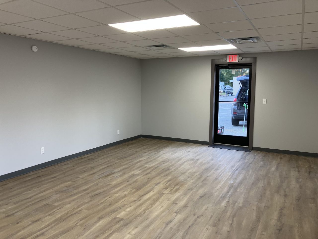 201 S Parler Avenue Photo 7