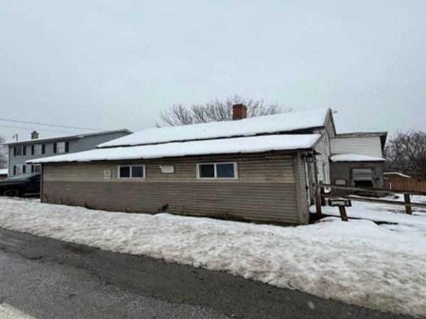 2749 VT RT 105, Berkshire, VT 05447