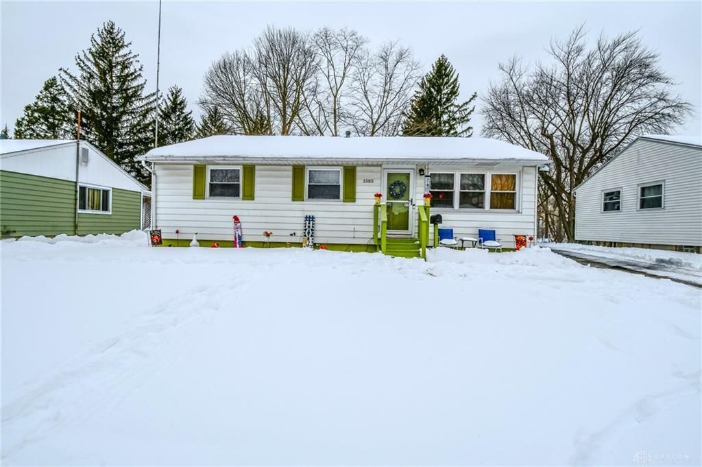 1585 Larchwood Drive, Dayton, OH 45432 Main Photo