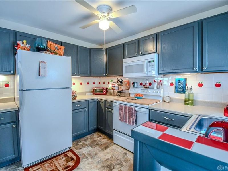 1585 Larchwood Drive, Dayton, OH 45432 Photo 10