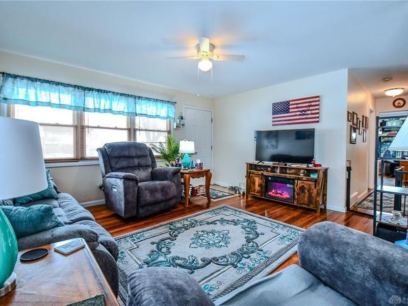 1585 Larchwood Drive, Dayton, OH 45432 Photo 7