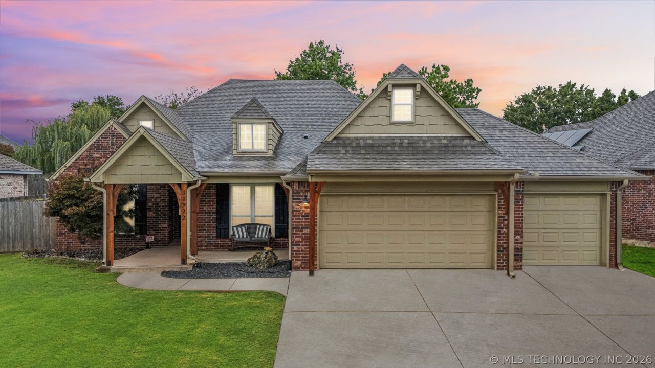 11922 S Birch Avenue, Jenks, OK 74037 Main Photo