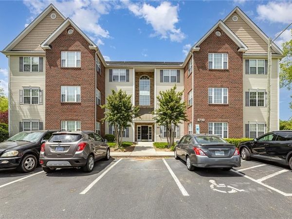3710 Spanish Peak Drive, Unit 2D, High Point, NC 27265