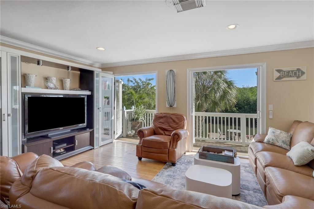 1292 Grand Canal Dr, Naples, FL 34110 Photo