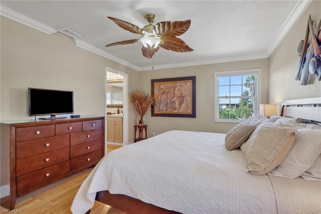 1292 Grand Canal Dr, Naples, FL 34110 Photo