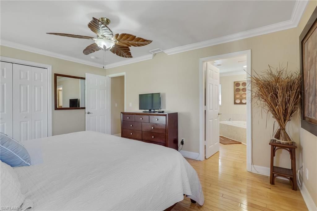 1292 Grand Canal Dr, Naples, FL 34110 Photo
