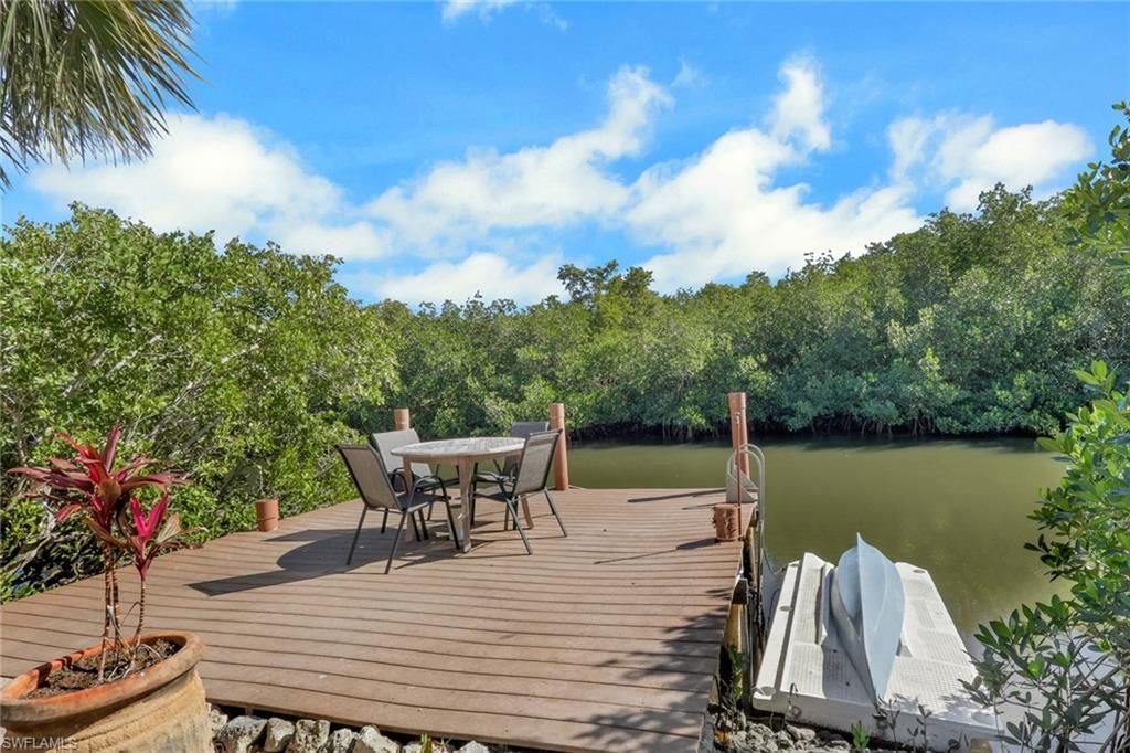 1292 Grand Canal Dr, Naples, FL 34110 Photo