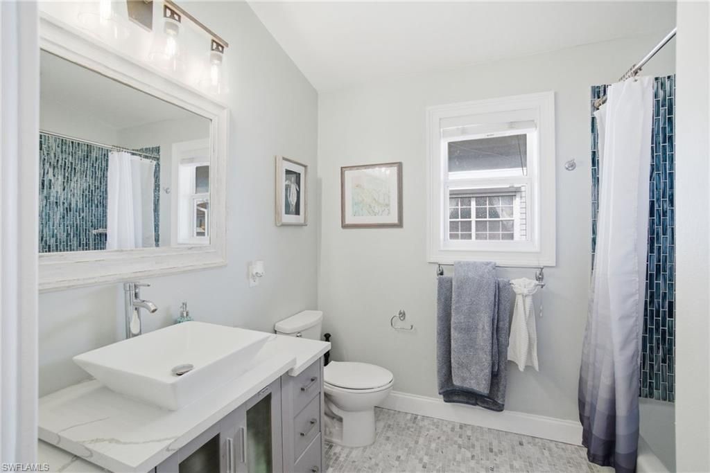 1286 Venetian Way, Naples, FL 34110 Photo