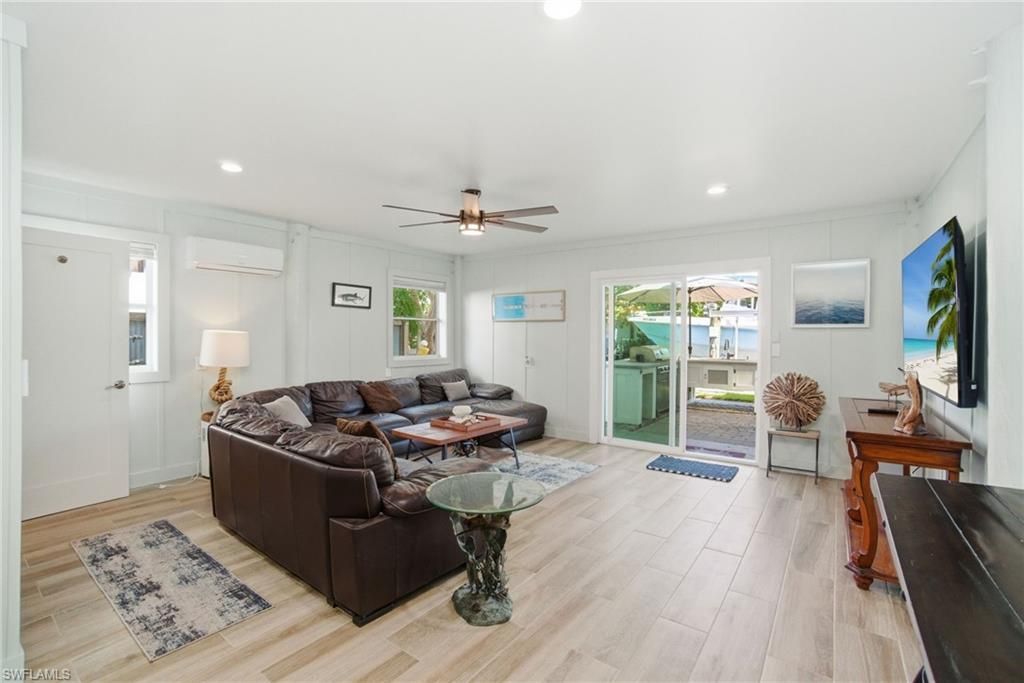 1286 Venetian Way, Naples, FL 34110 Photo