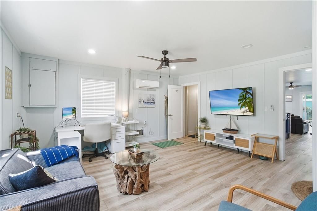 1286 Venetian Way, Naples, FL 34110 Photo
