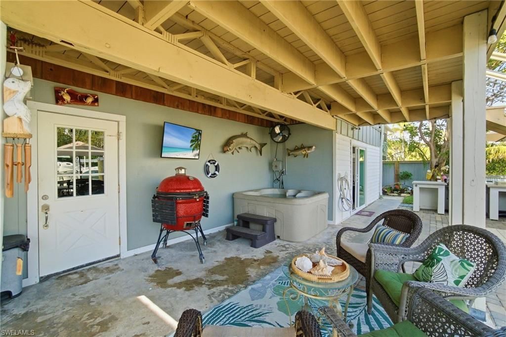 1286 Venetian Way, Naples, FL 34110 Photo