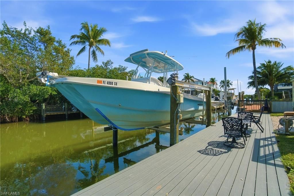 1286 Venetian Way, Naples, FL 34110 Photo