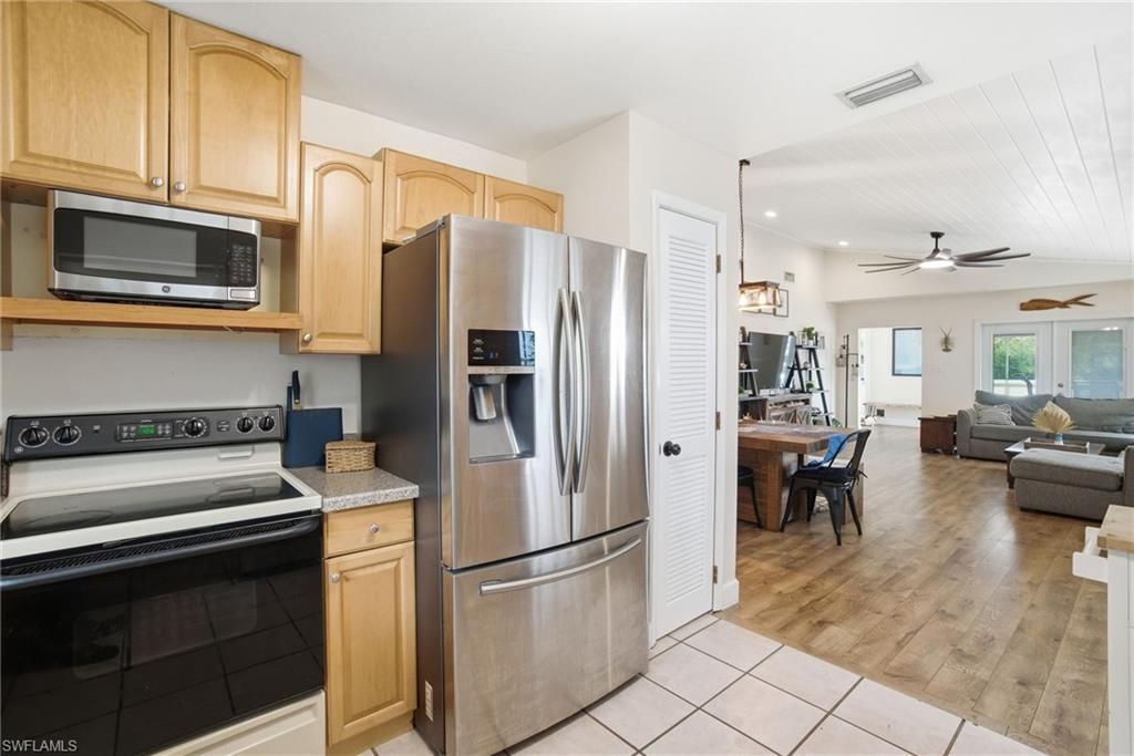 1286 Venetian Way, Naples, FL 34110 Photo