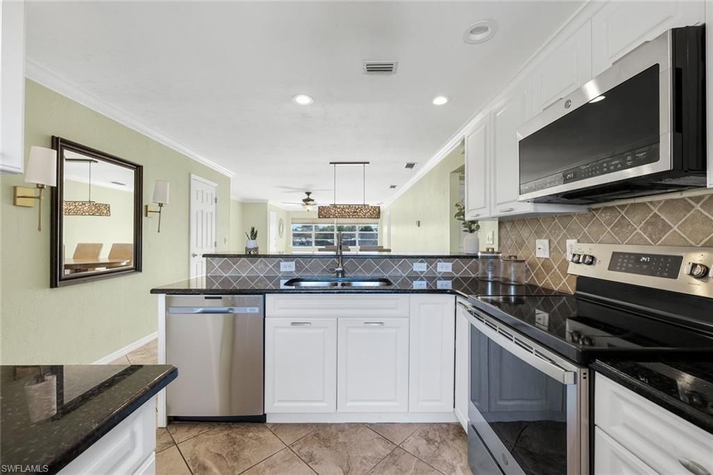 1706 Bikini Ct, Unit 202, Cape Coral, FL 33904 Photo