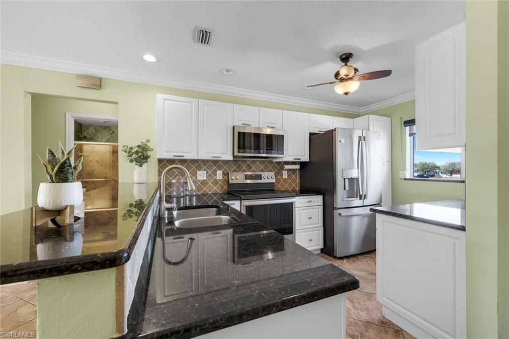 1706 Bikini Ct, Unit 202, Cape Coral, FL 33904 Photo