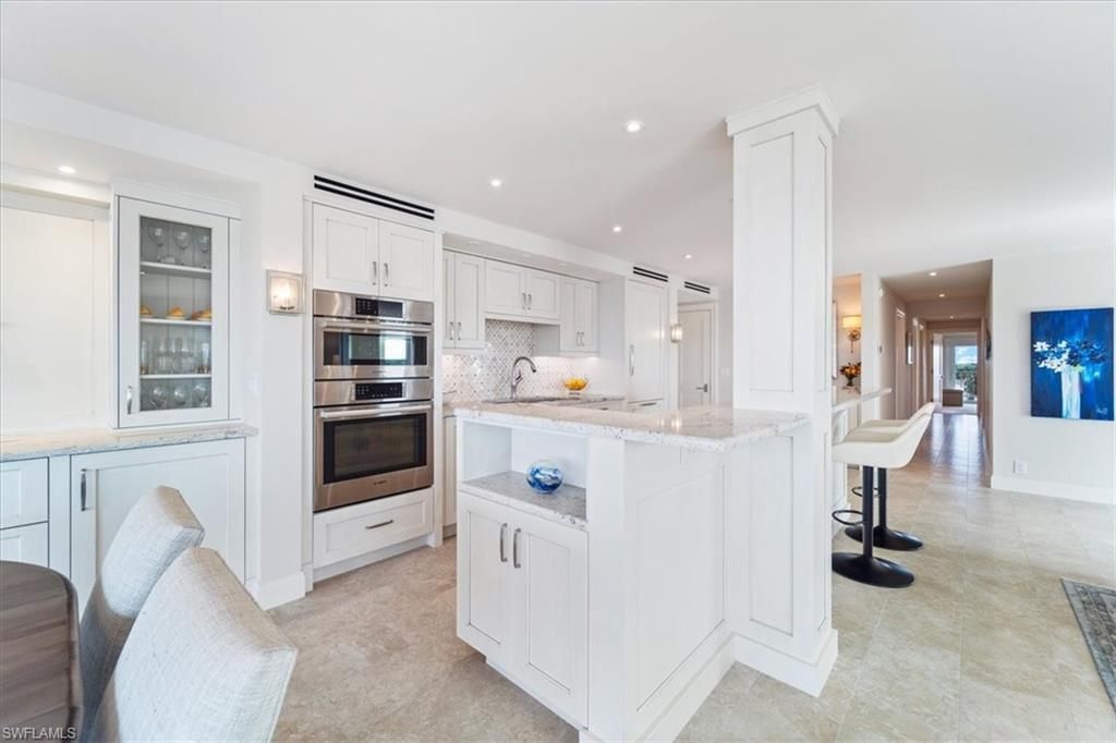 250 Park Shore Dr , Unit 701, Naples, FL 34103 Photo