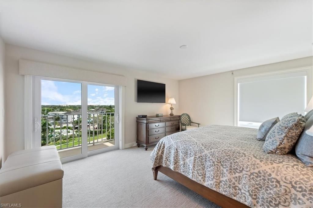 250 Park Shore Dr , Unit 701, Naples, FL 34103 Photo