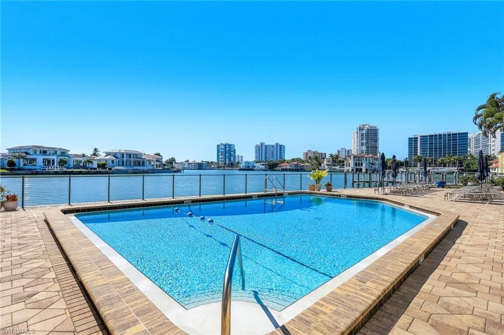 250 Park Shore Dr , Unit 701, Naples, FL 34103 Photo