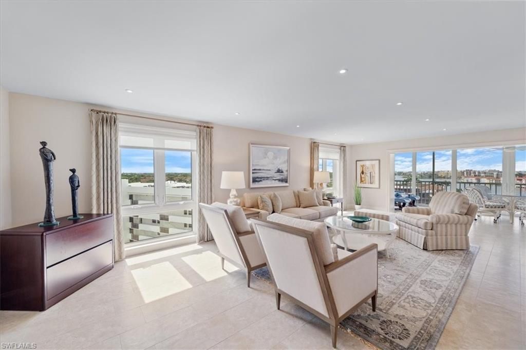 250 Park Shore Dr , Unit 701, Naples, FL 34103 Photo
