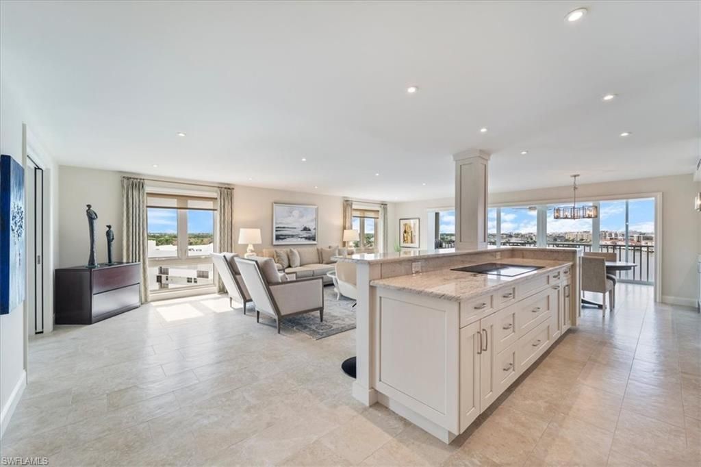 250 Park Shore Dr , Unit 701, Naples, FL 34103 Photo