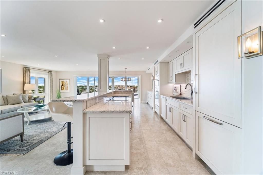 250 Park Shore Dr , Unit 701, Naples, FL 34103 Photo