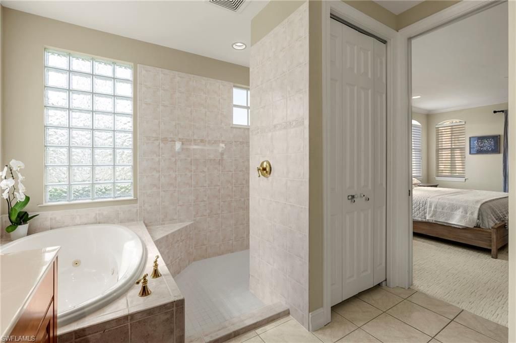 2621 Estrella Ct, Unit 1601, Naples, FL 34109 Photo
