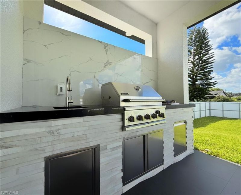 4216 23rd St Sw, Lehigh Acres, Fl 33976 Photo