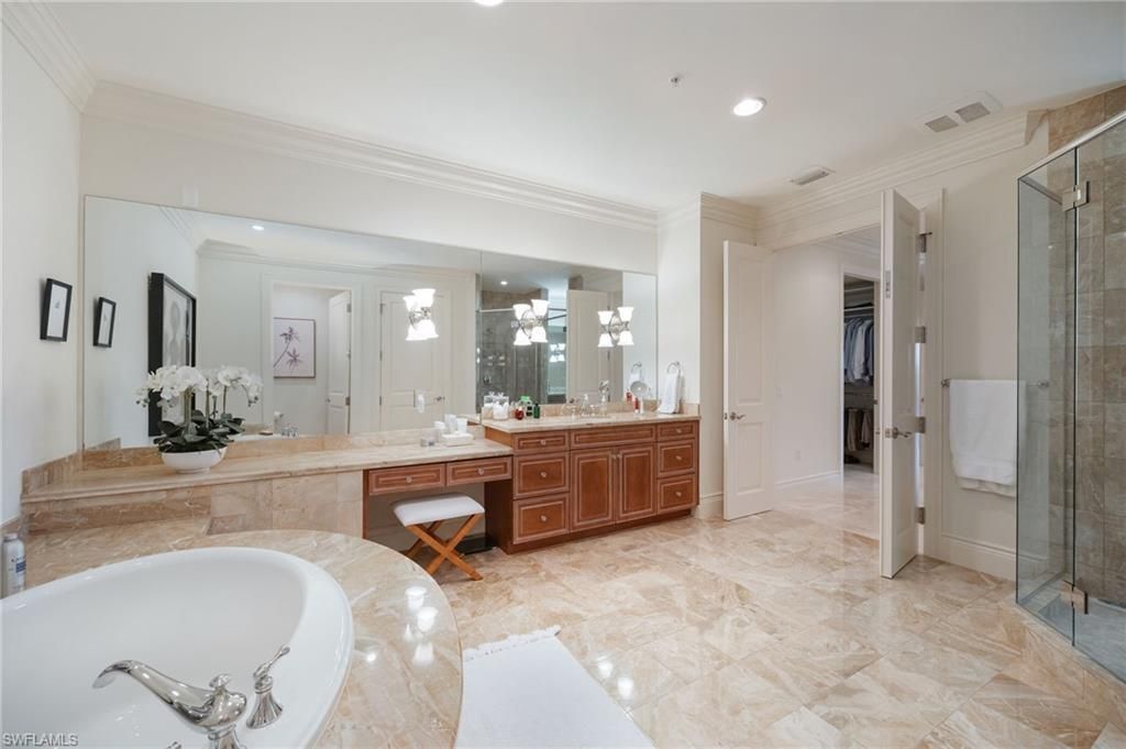 1400 Gulf Shore Blvd N, Unit 312, Naples, FL 34102 Photo