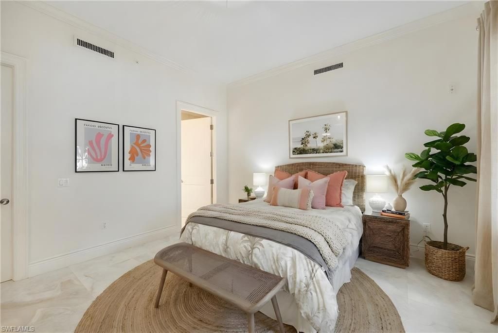 1400 Gulf Shore Blvd N, Unit 312, Naples, FL 34102 Photo