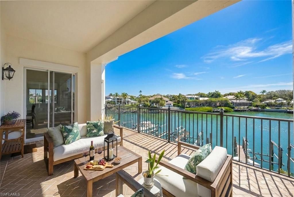 1400 Gulf Shore Blvd N, Unit 312, Naples, FL 34102 Photo