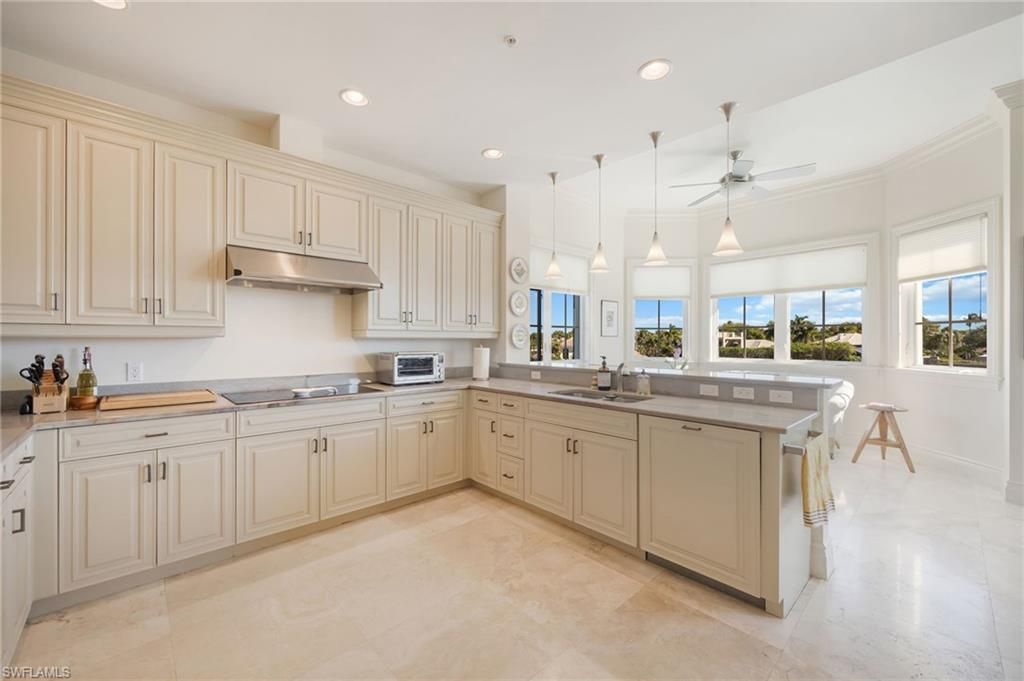 1400 Gulf Shore Blvd N, Unit 312, Naples, FL 34102 Photo