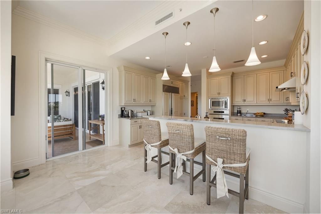 1400 Gulf Shore Blvd N, Unit 312, Naples, FL 34102 Photo