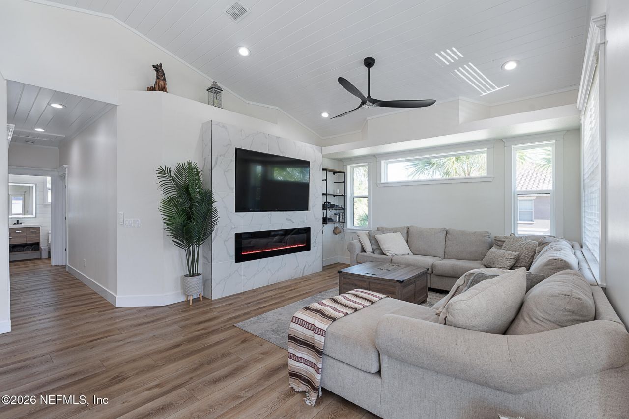 106 E Street, Saint Augustine Beach, FL 32080 Photo