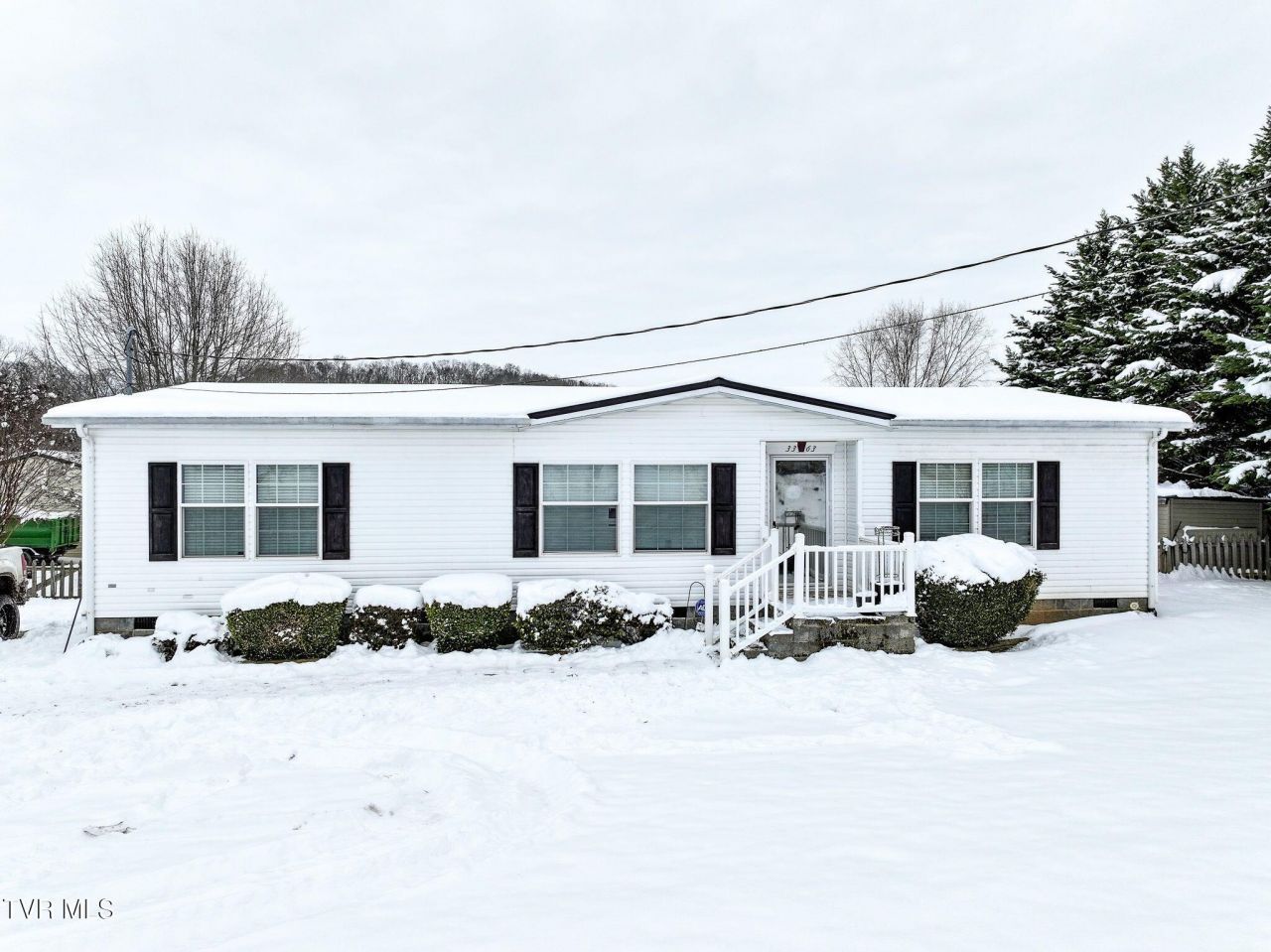 3363 Babbs Mill Road, Afton, TN 37616 Main Photo