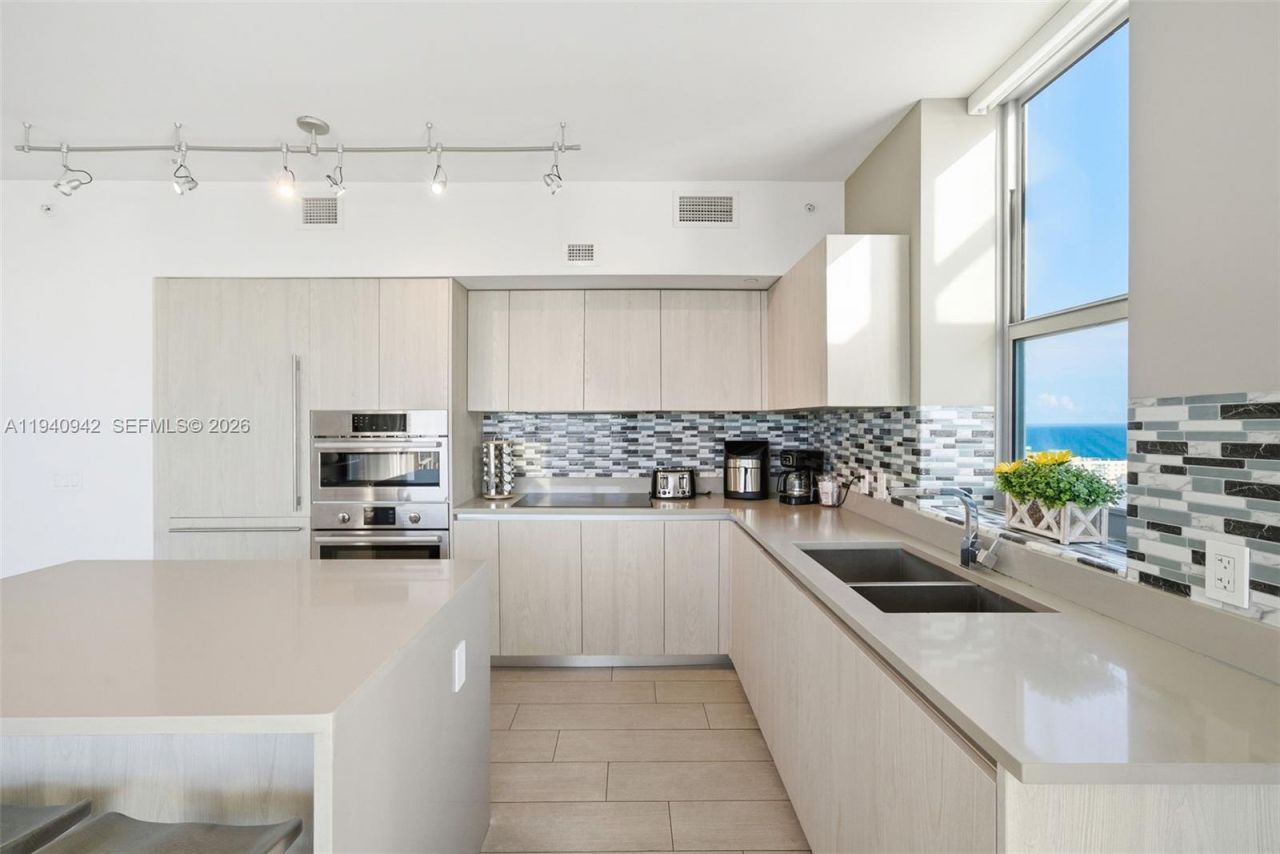 4010 S Ocean Dr, Unit R2009, Hollywood, FL 33019 Photo