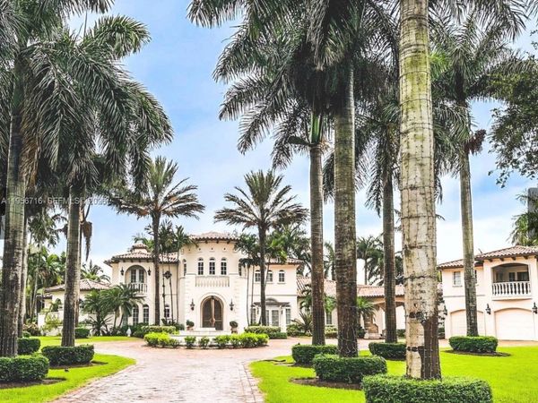 14949 SW 184th Ave , Miami, FL 33196