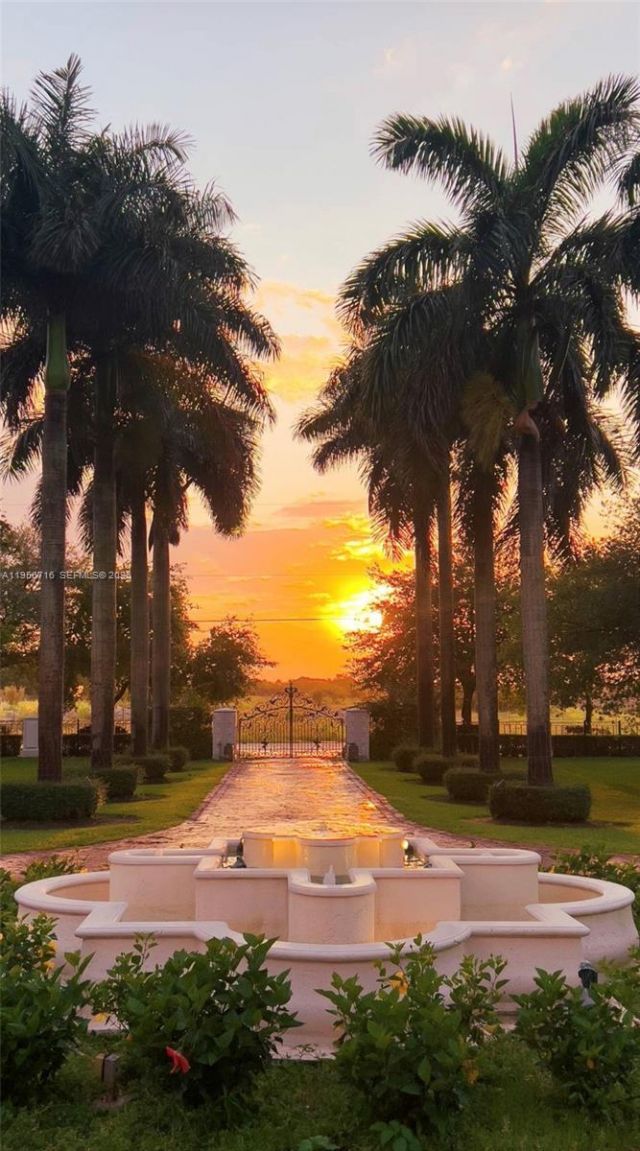 14949 SW 184th Ave , Miami, FL 33196 Photo