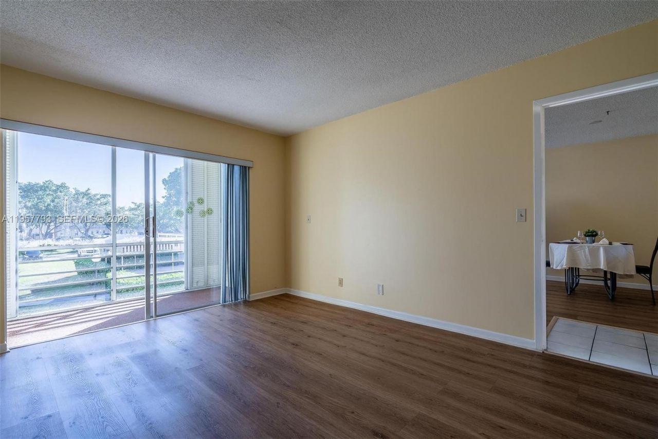 200 Ashbury Rd, Unit 205, Hollywood, FL 33024 Photo