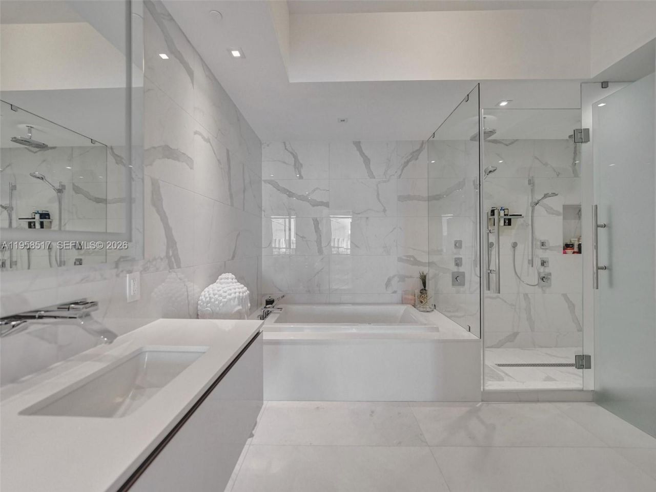 5500 Island Estates Dr, Unit 802, Aventura, FL 33160 Photo