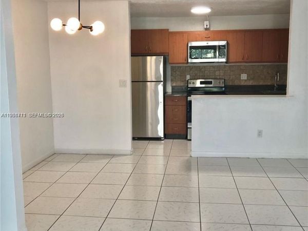 Unit 2G, Doral, FL 33166